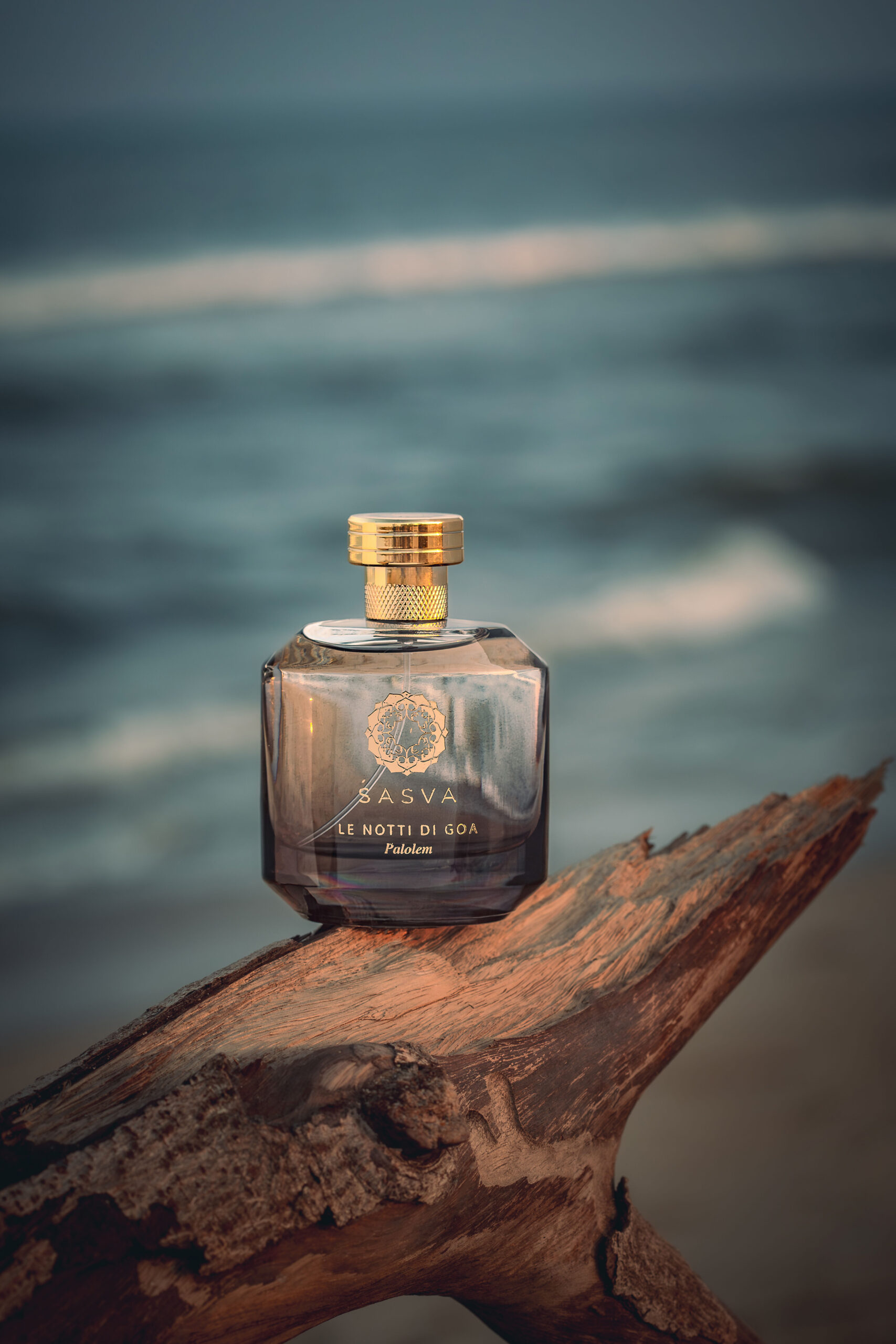 عطر ادکلن پالولم ساسوا - Palolem Sasva - بررسی، قیمت و خرید