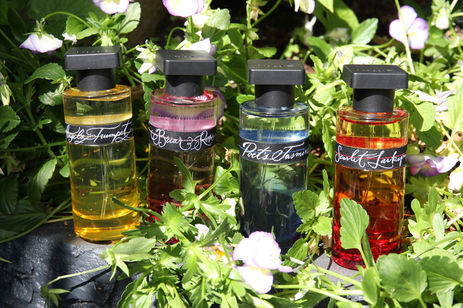 عطر ادکلن آنجلز ترامپت اینه‌که - Angel’s Trumpet Ineke - بررسی، قیمت و خرید