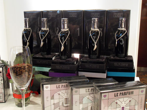 عطر ادکلن پارفوم د سوینگه نامبر وان سِوینیه - Parfum de Sévigné No. 1 Sevigne - بررسی، قیمت و خرید