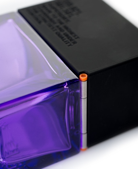 عطر ادکلن نیون پرپل سوپردرای - Neon Purple Superdry - بررسی، قیمت و خرید