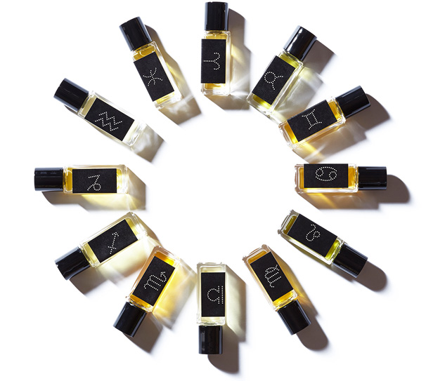 عطر ادکلن کپریکورن استرنج اینویزیبل پرفیومز - Capricorn Strange Invisible Perfumes - بررسی، قیمت و خرید