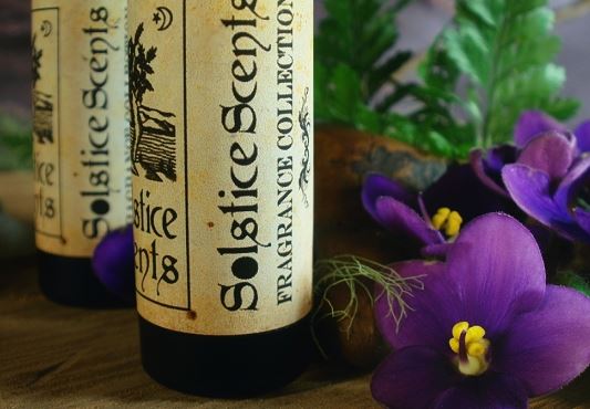 عطر ادکلن وایولت ترافل سولستیس سنتس - Violet Truffle Solstice Scents - بررسی، قیمت و خرید