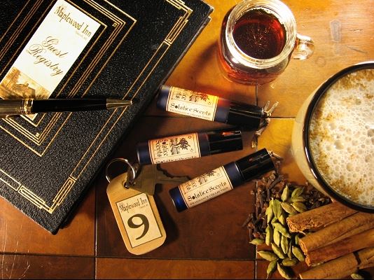 عطر ادکلن میپل وود این سولستیس سنتس - Maplewood Inn Solstice Scents - بررسی، قیمت و خرید