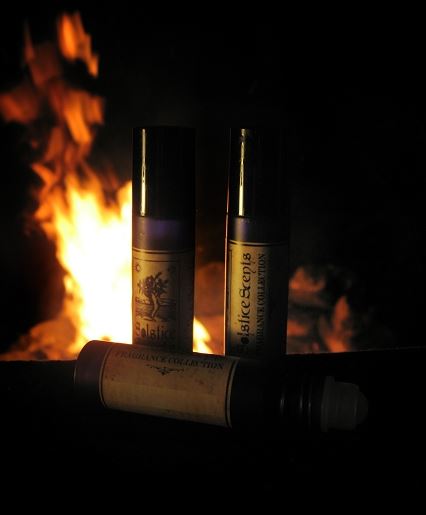 عطر ادکلن فایرز این د نایت سولستیس سنتس - Fires in the Night Solstice Scents - بررسی، قیمت و خرید