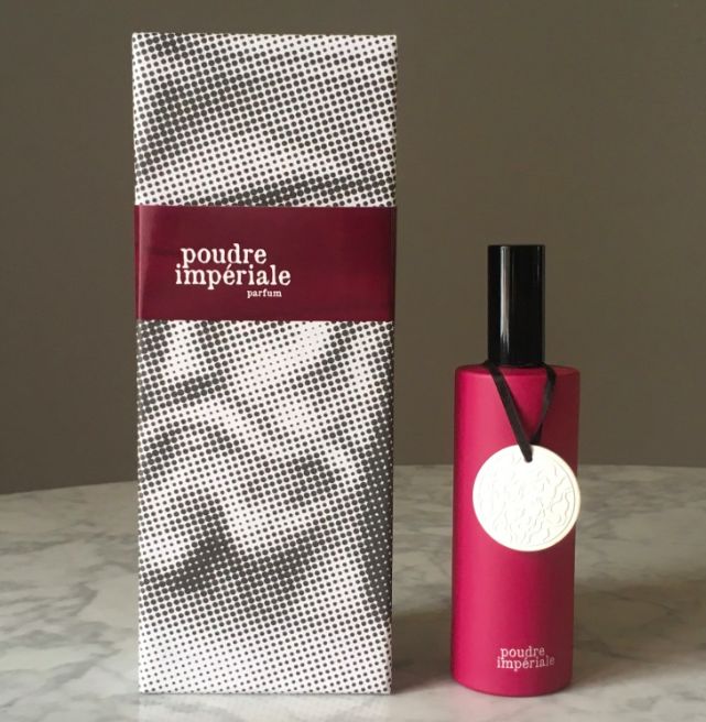 عطر ادکلن پودر امپریال سول مانتو - Poudre Impériale Sous le Manteau - بررسی، قیمت و خرید