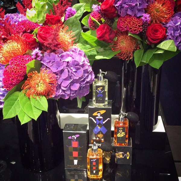 عطر ادکلن پی‌یر دو ولِی اکسترایت نامبر سیک روجا داو - Pierre de Velay Extrait No. 6 Roja Dove - بررسی، قیمت و خرید