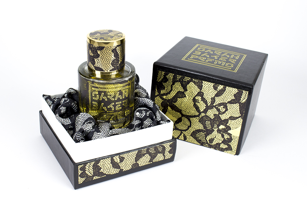 عطر ادکلن لیس سارا بیکر پرفیومز - Lace Sarah Baker Perfumes - بررسی، قیمت و خرید