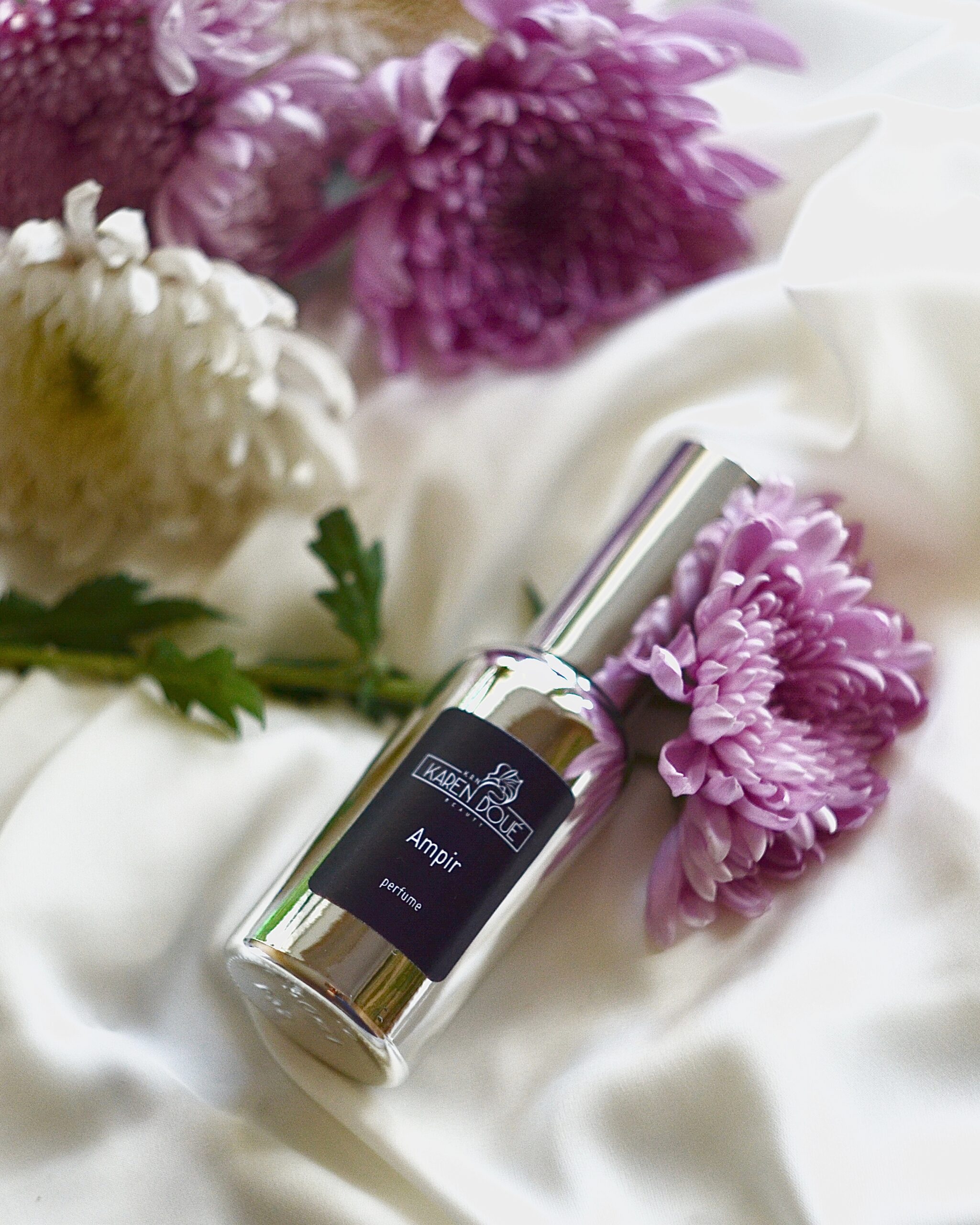 عطر ادکلن امپیر کارن دوئه - Ampir Karen Doué - بررسی، قیمت و خرید