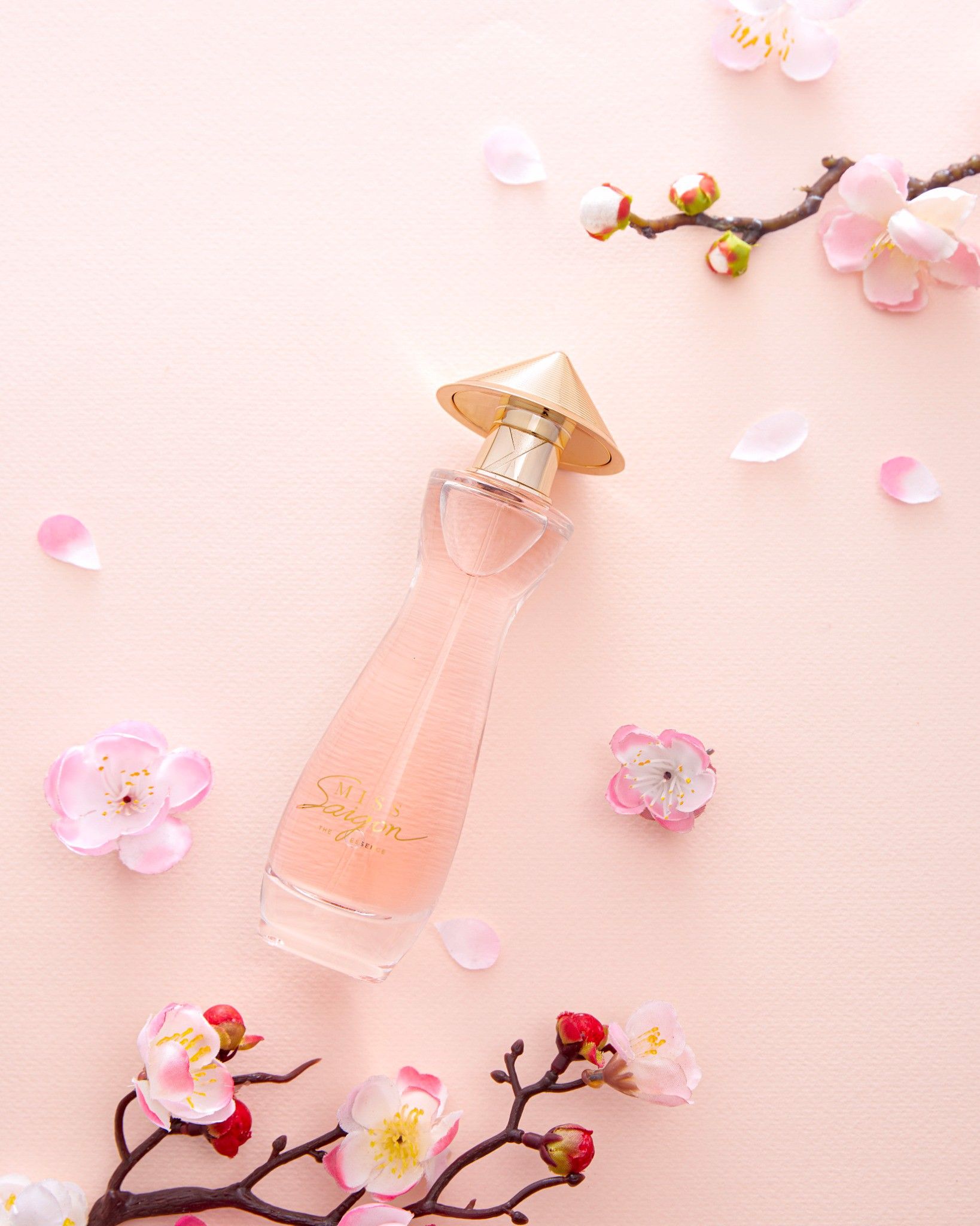 عطر ادکلن میس سایگون د اسنس د لاور سایگون کازمتیکس - Miss Saigon The Essence The Lover Saigon Cosmetics - بررسی، قیمت و خرید