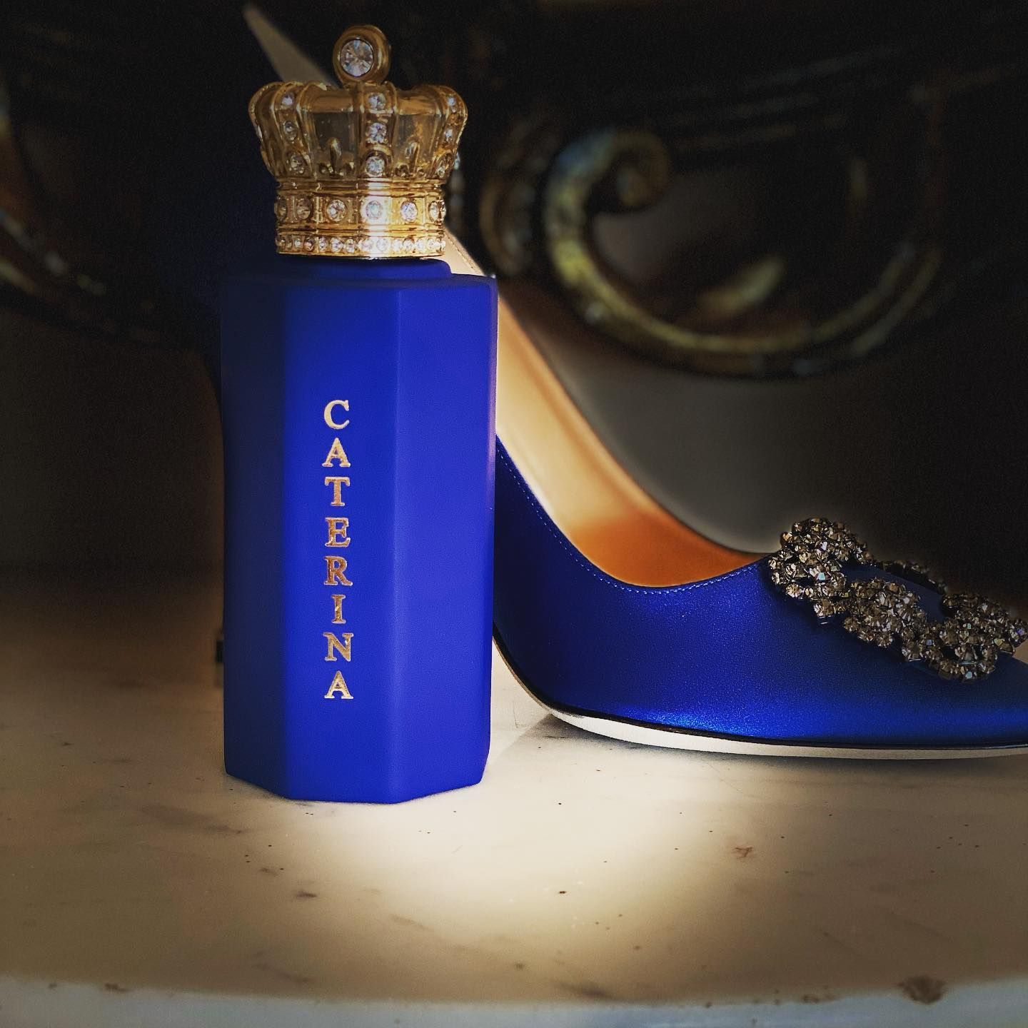 عطر ادکلن کاترینا رویال کراون - Caterina Royal Crown - بررسی، قیمت و خرید