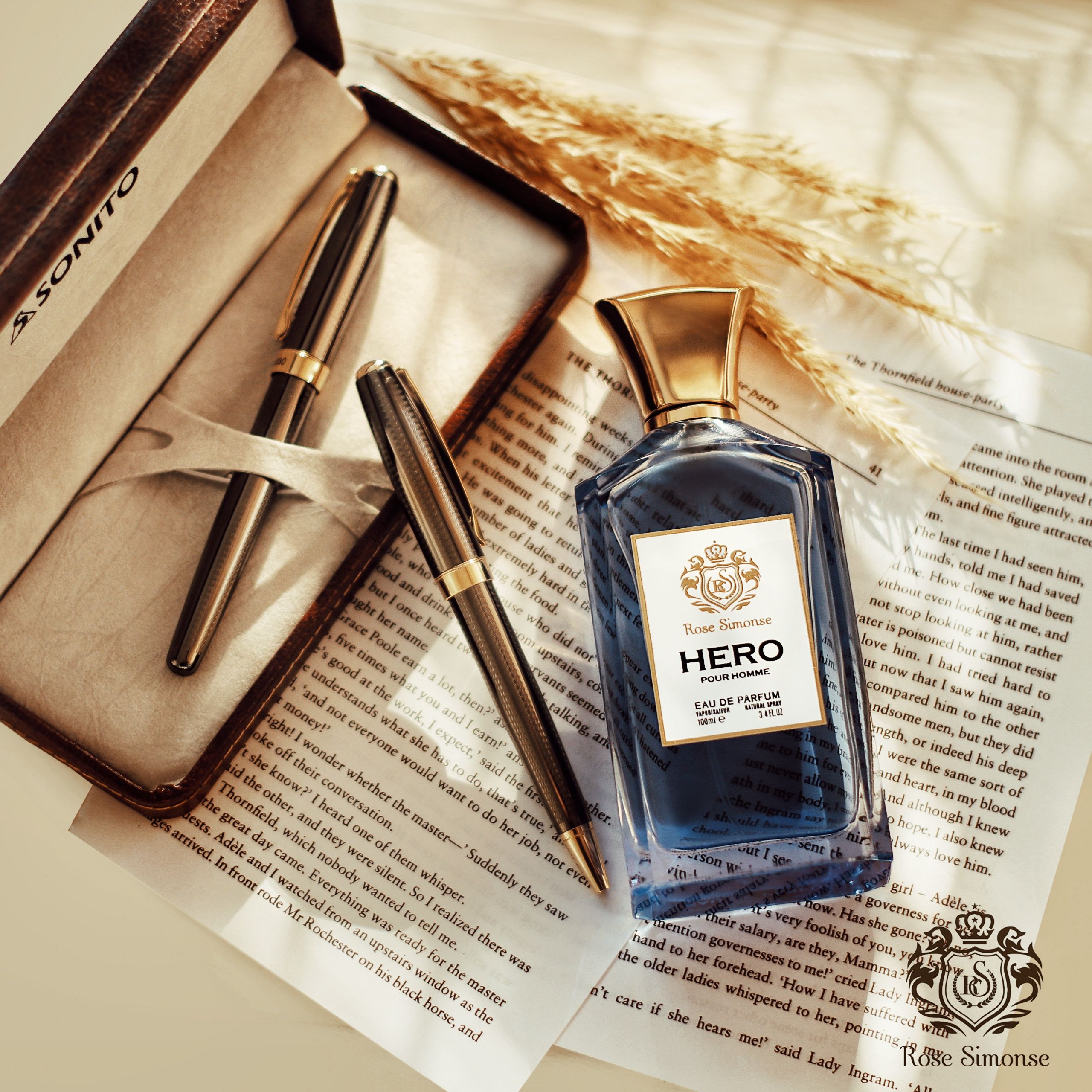 عطر ادکلن هیرو رز سایمونز - Hero Rose Simonse - بررسی، قیمت و خرید