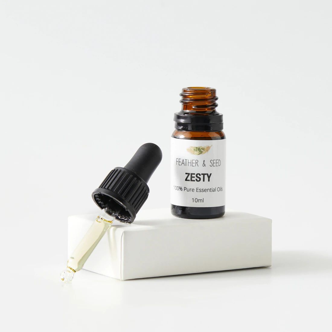 عطر ادکلن زستی سنسور آی ام - Zesty Sensor I Am - بررسی، قیمت و خرید