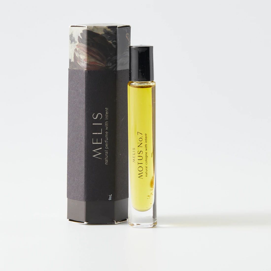عطر ادکلن موتوس نامبر سون سنسر آی ام - Motus No.7 Sensor I Am - بررسی، قیمت و خرید