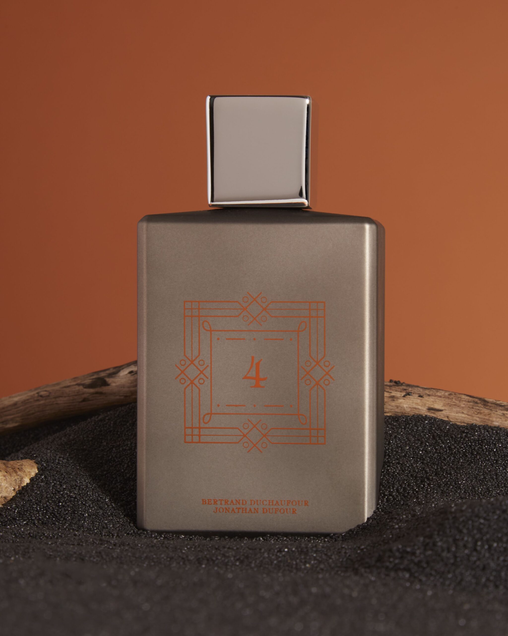 عطر ادکلن فور بیلدر آف فیوچر اسپیریتوم - 4 Builder Of Future Spiritum - بررسی، قیمت و خرید