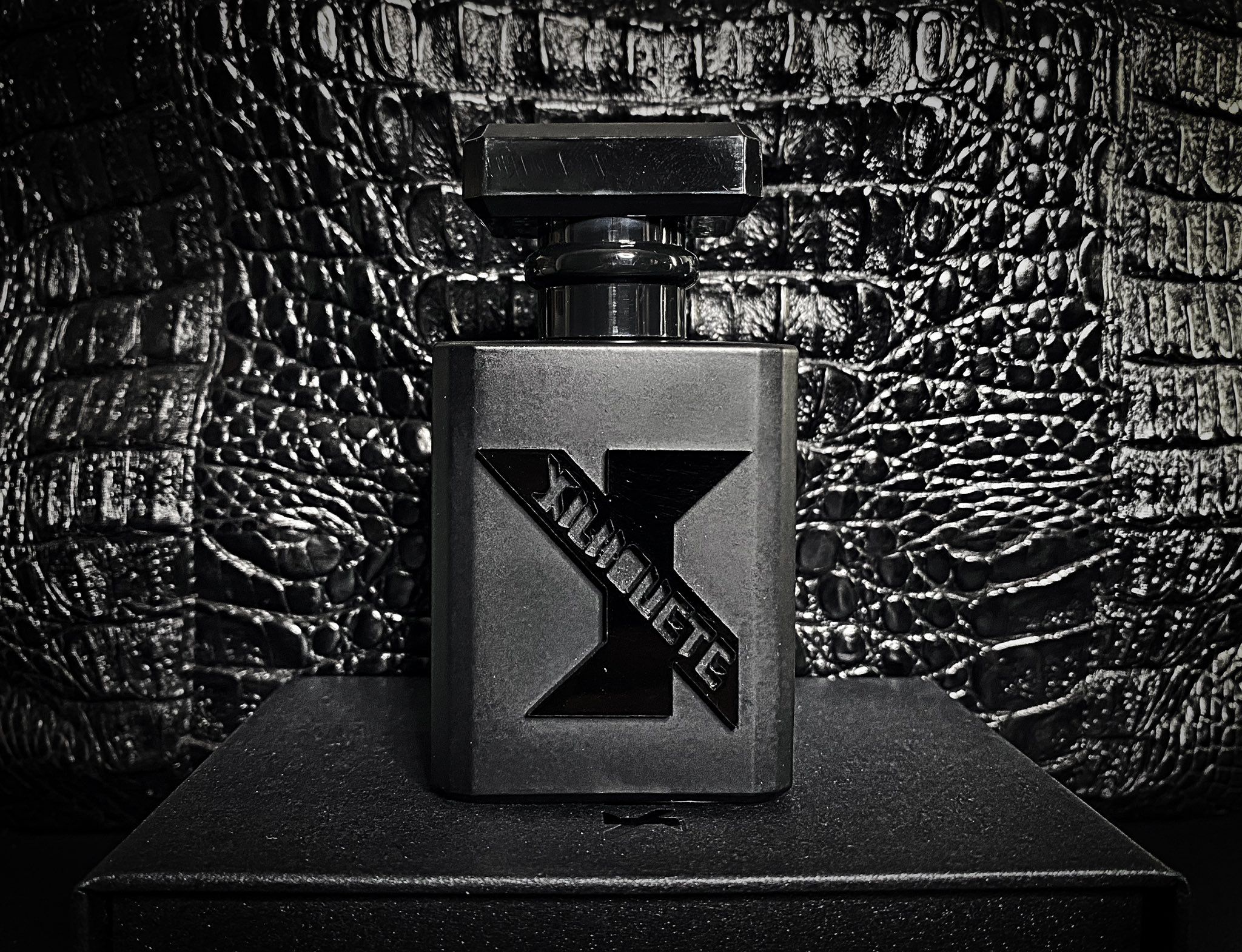 عطر ادکلن سیلوئت سنت استودیو - Xilhouete Scent Studio - بررسی، قیمت و خرید
