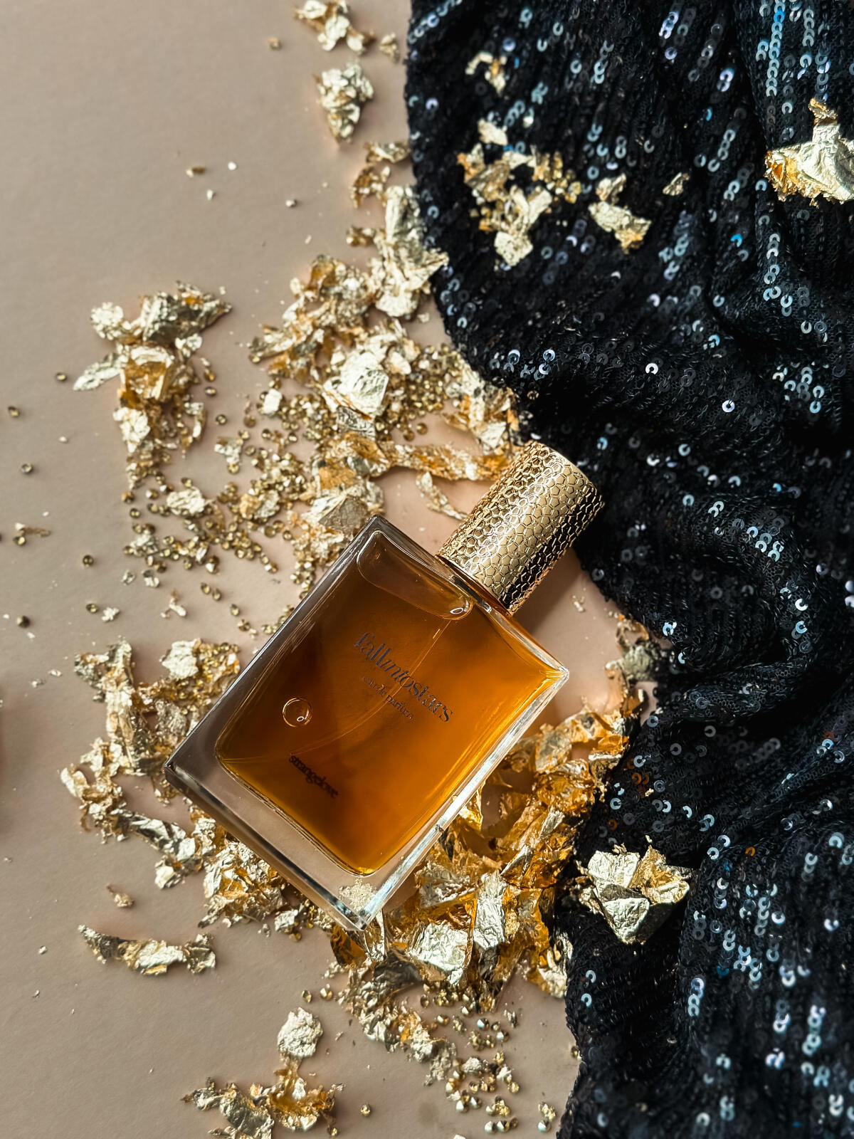 عطر ادکلن فال اینتو استارز استرینج لاو نیویورک - Fall Into Stars Strangelove NYC - بررسی، قیمت و خرید