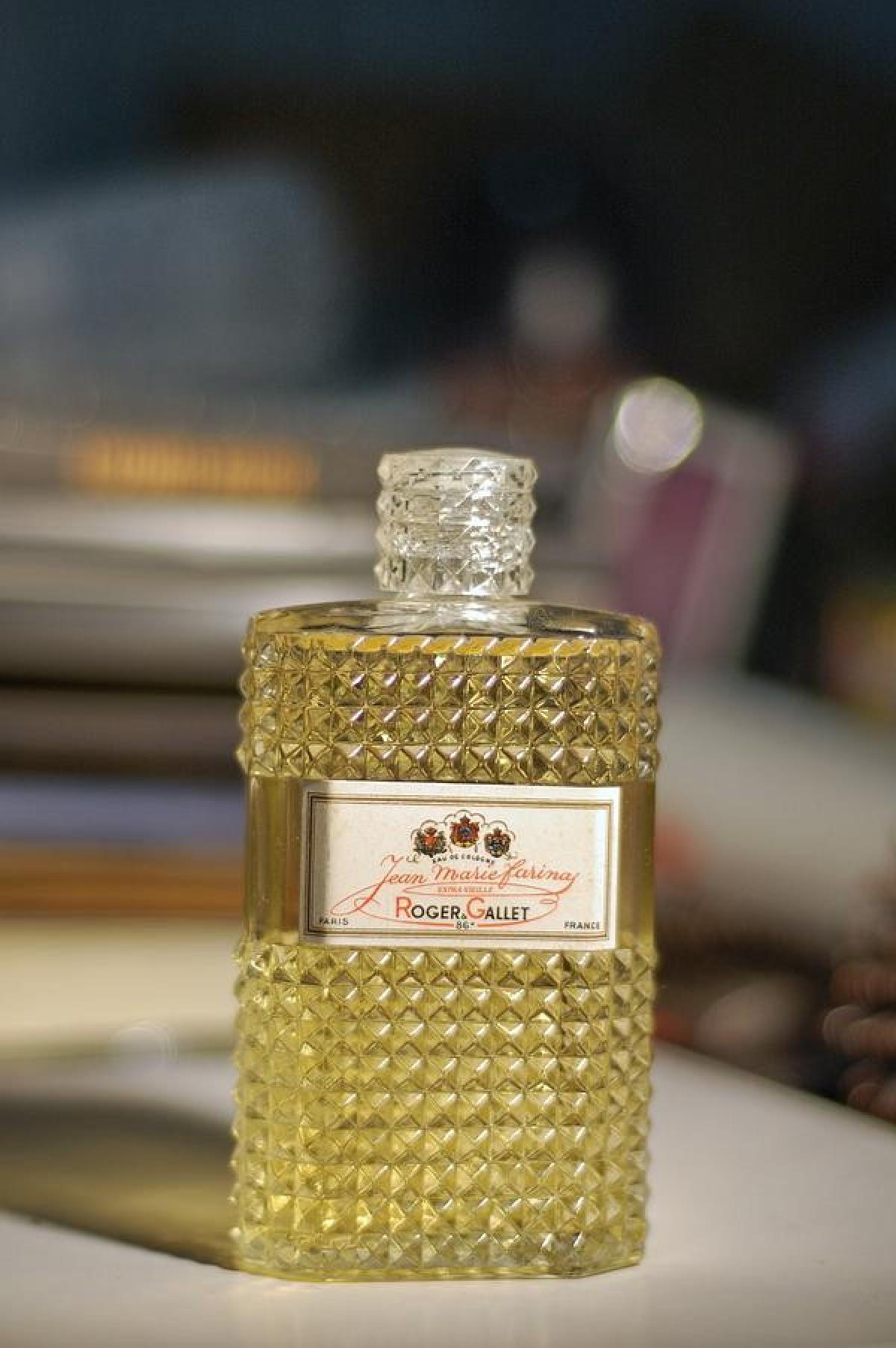 عطر ادکلن ژان ماری فارینا اکسترا ویه راجر اند گالِت - Jean Marie Farina Extra Vieille Roger & Gallet - بررسی، قیمت و خرید