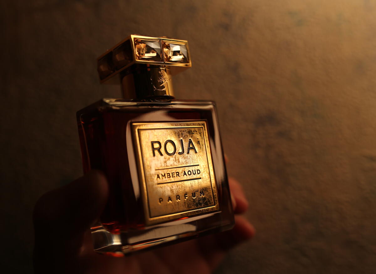 عطر ادکلن امبر عود روژا داو - Amber Aoud Roja Dove - بررسی، قیمت و خرید