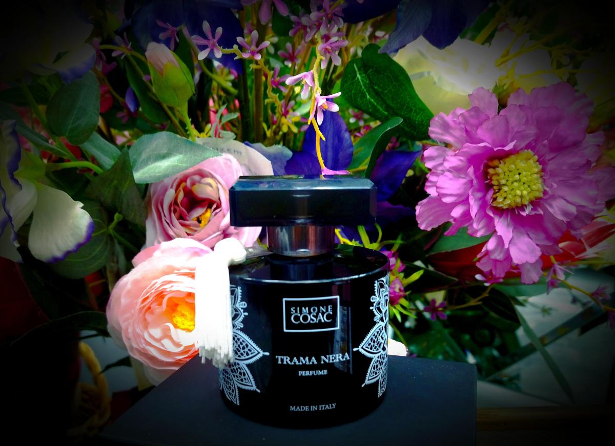 عطر ادکلن تراما نرا سیمونه کوساک پروفومی - Trama Nera Simone Cosac Profumi - بررسی، قیمت و خرید