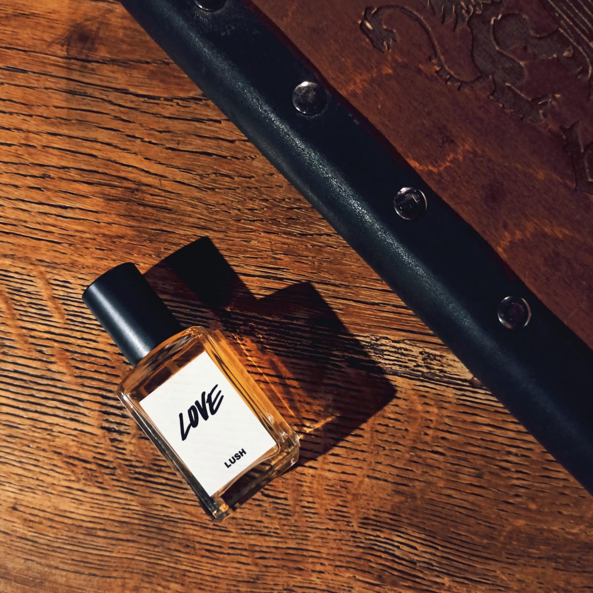 عطر ادکلن لاو لاش - Love Lush - بررسی، قیمت و خرید