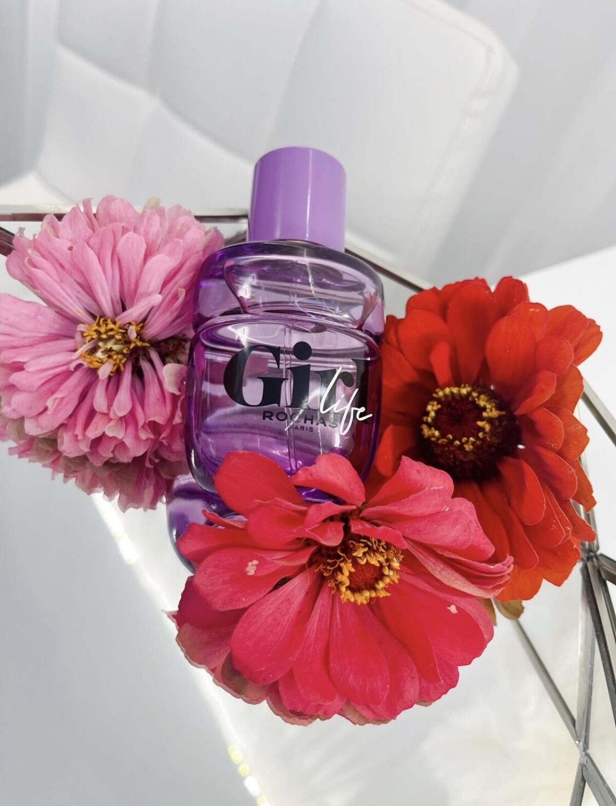 عطر ادکلن گرل لایف روچاس - Girl Life Rochas - بررسی، قیمت و خرید