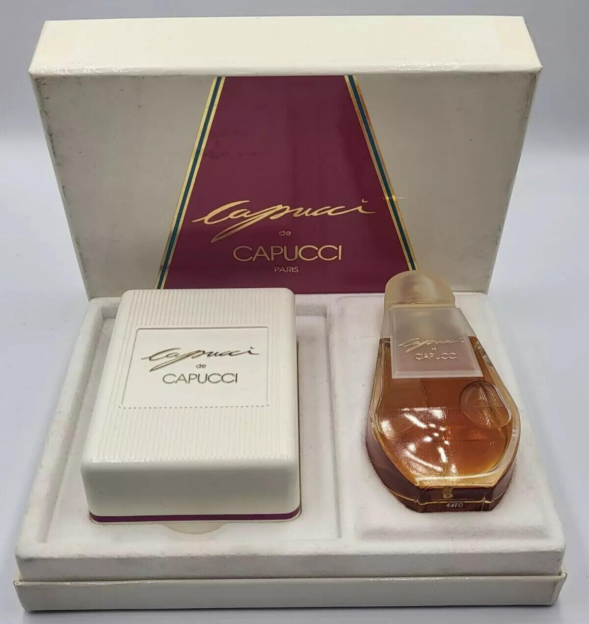 عطر ادکلن کاپوچی دی کاپوچی روبرتو کاپوچی - Capucci de Capucci Roberto Capucci - بررسی، قیمت و خرید