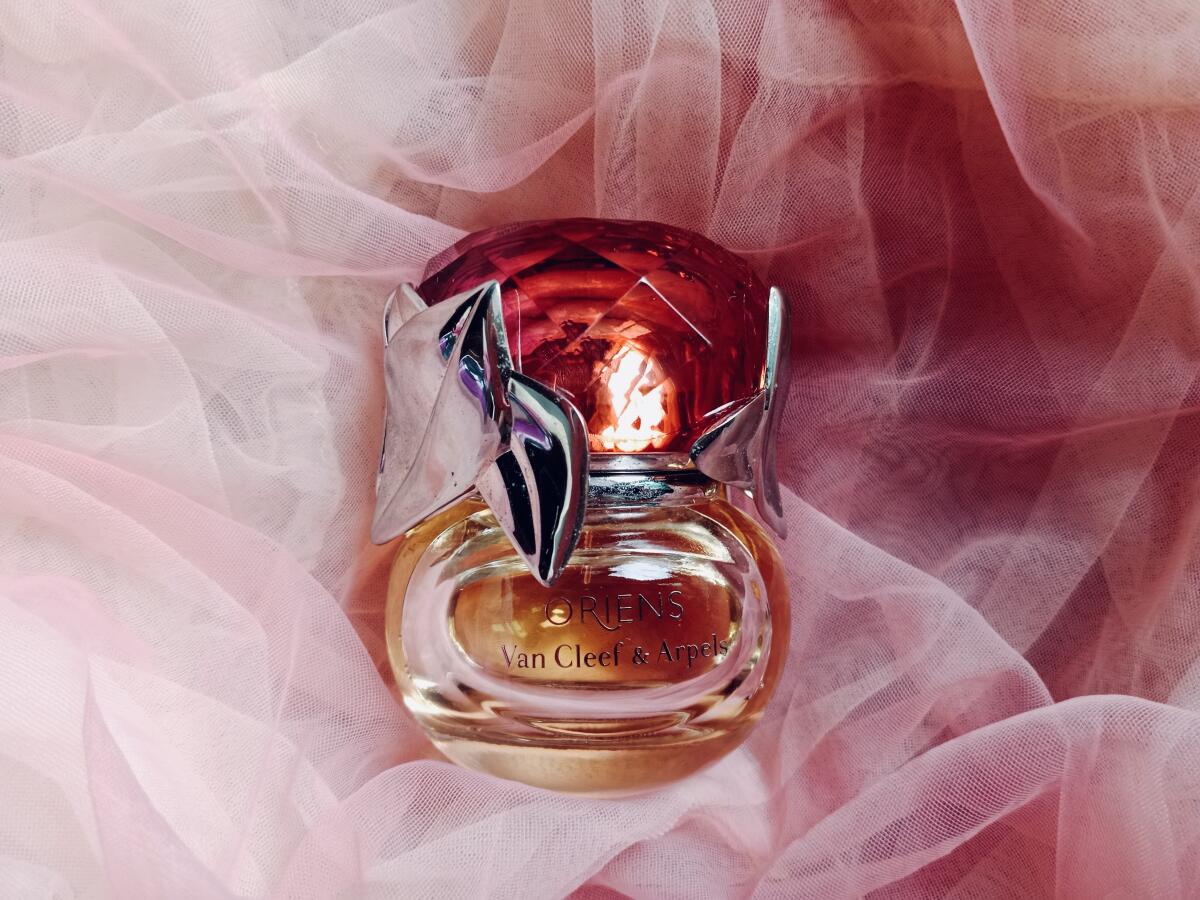 عطر ادکلن اوریِنز ون کلیف اند آرپلز - Oriens Van Cleef & Arpels - بررسی، قیمت و خرید