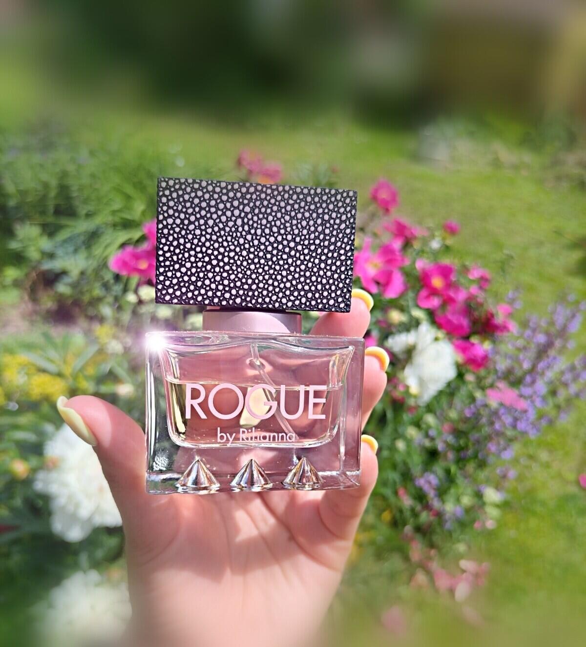 عطر ادکلن روگ ریحانا - Rogue Rihanna - بررسی، قیمت و خرید