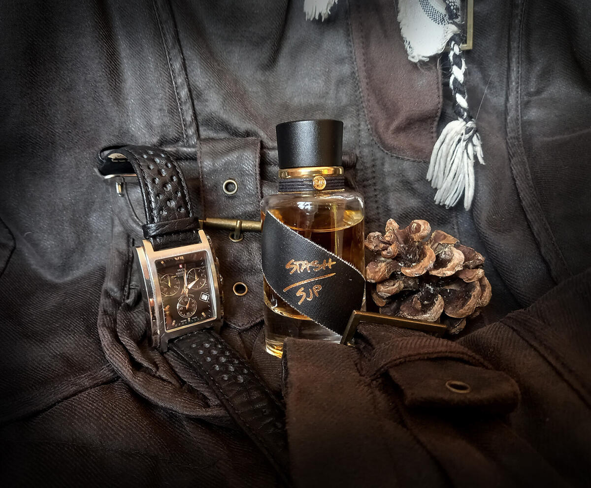 عطر ادکلن استش اس جی پی سارا جسیکا پارکر - Stash SJP Sarah Jessica Parker - بررسی، قیمت و خرید