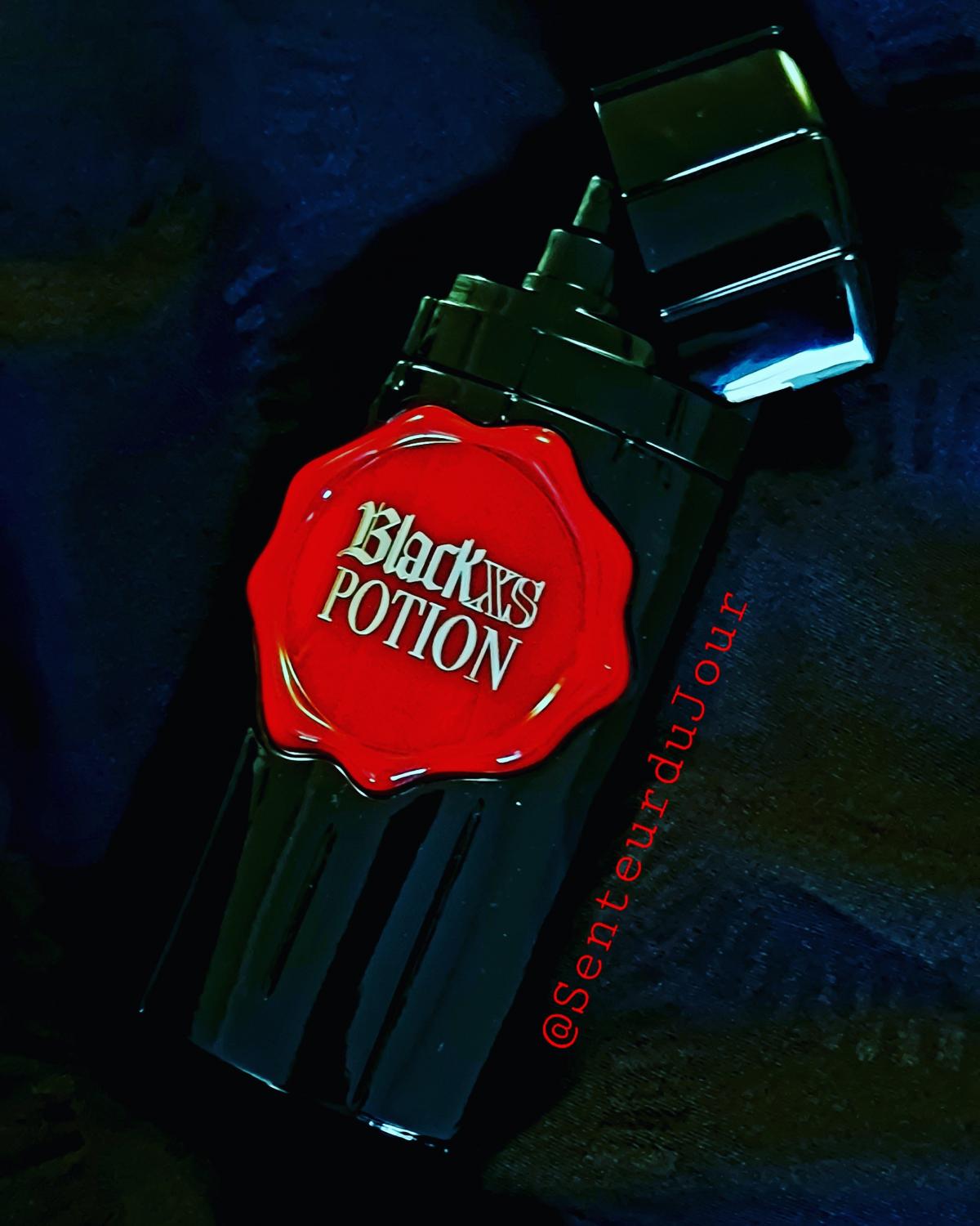 عطر ادکلن بلک ایکس‌اس پوشن فور هیم رابان - Black XS Potion for Him Rabanne - بررسی، قیمت و خرید