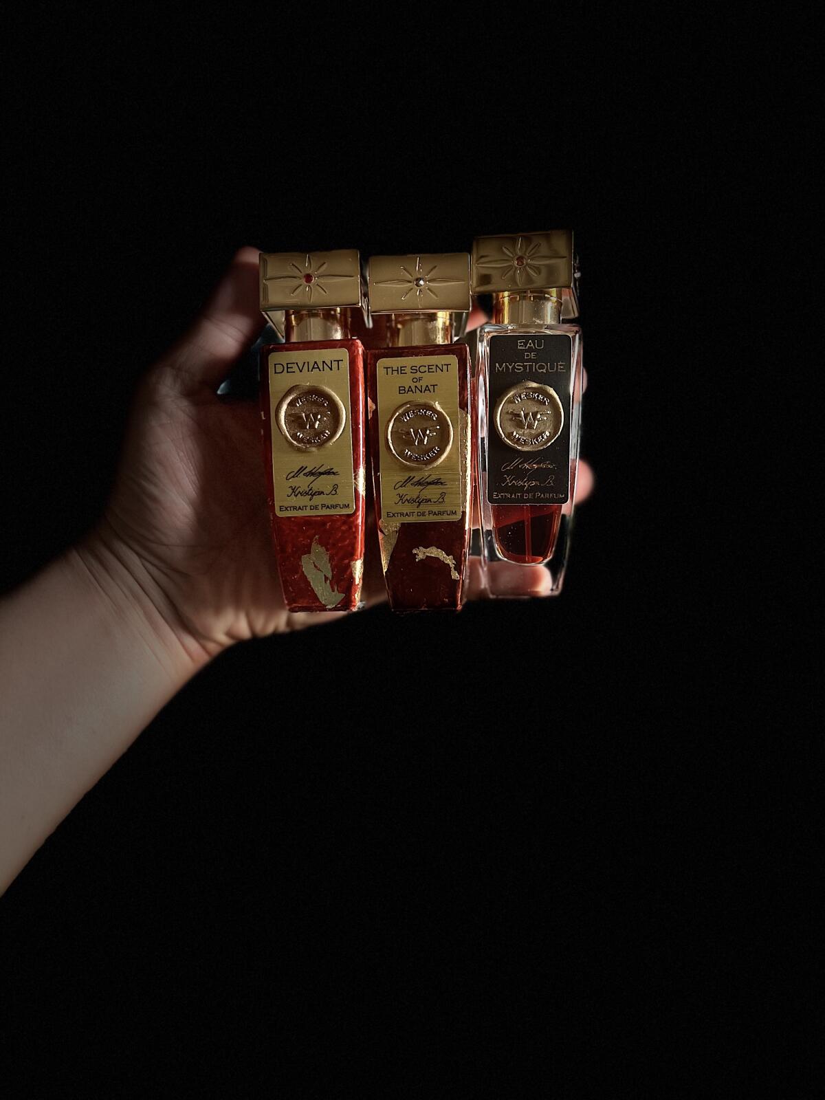 عطر ادکلن اُ دِ میستیک وسکر - Eau De Mystique Wesker - بررسی، قیمت و خرید