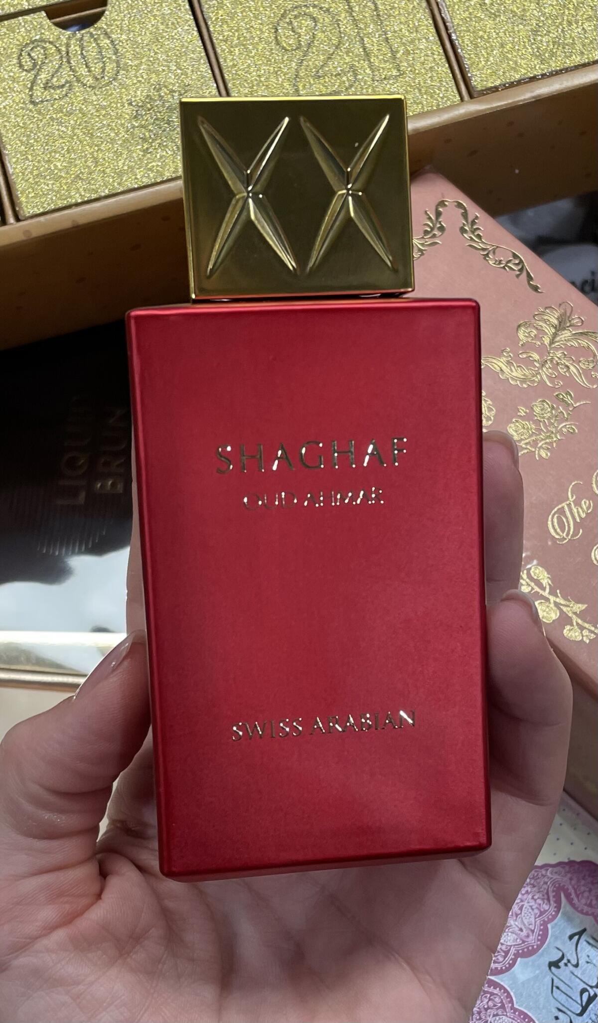 عطر ادکلن شغف عود احمر سوییس عربین - Shaghaf Oud Ahmar Swiss Arabian - بررسی، قیمت و خرید