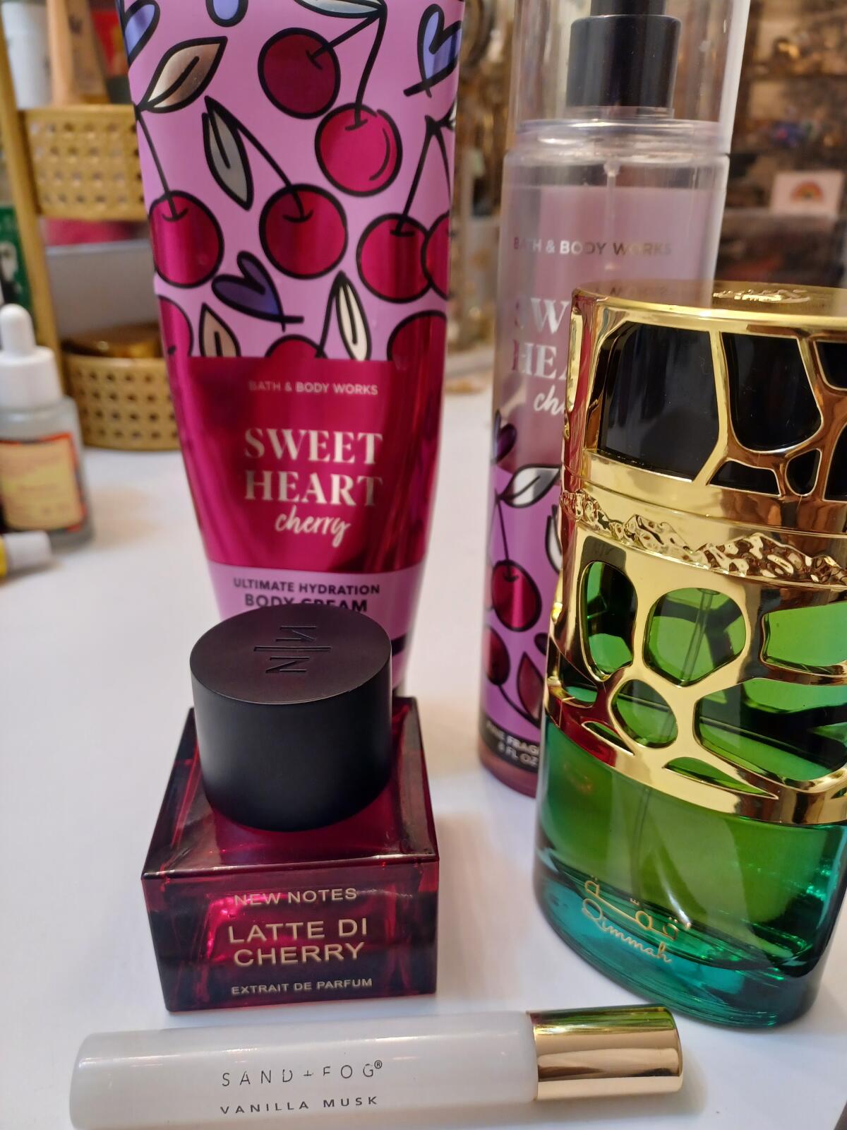 عطر ادکلن لاته دی چری نیو نوتس - Latte di Cherry New Notes - بررسی، قیمت و خرید