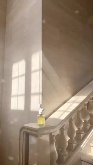 عطر ادکلن اَنوِیجِن باربار ام دی سی آی پَرفیومز - Invasion Barbare MDCI Parfums - بررسی، قیمت و خرید