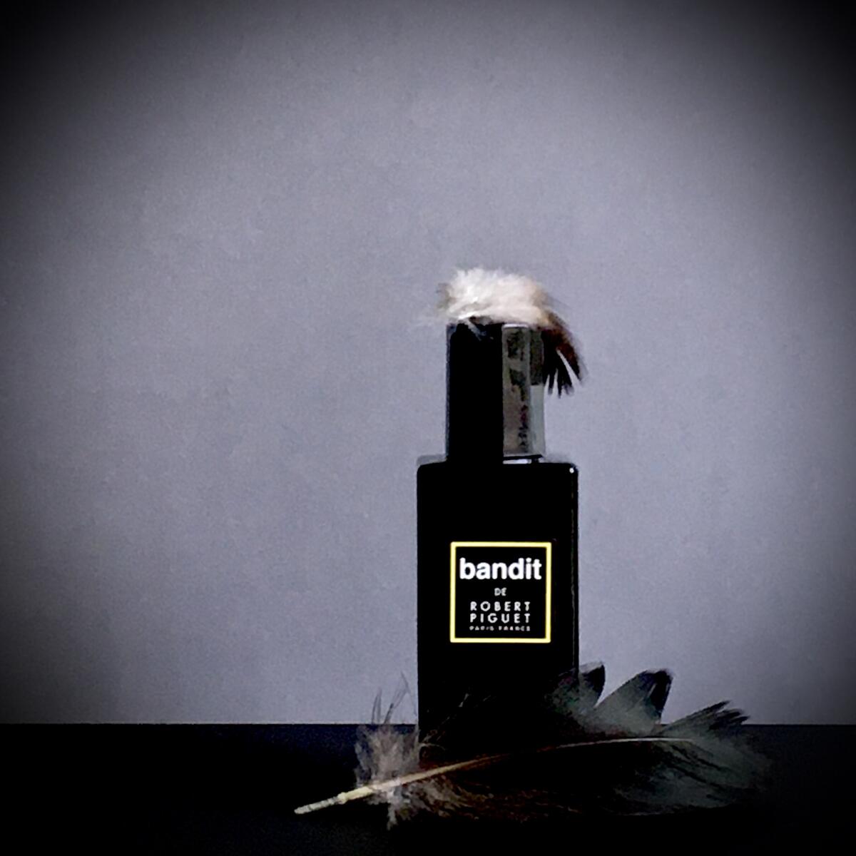 عطر ادکلن بندیت رابرت پیگه - Bandit Robert Piguet - بررسی، قیمت و خرید
