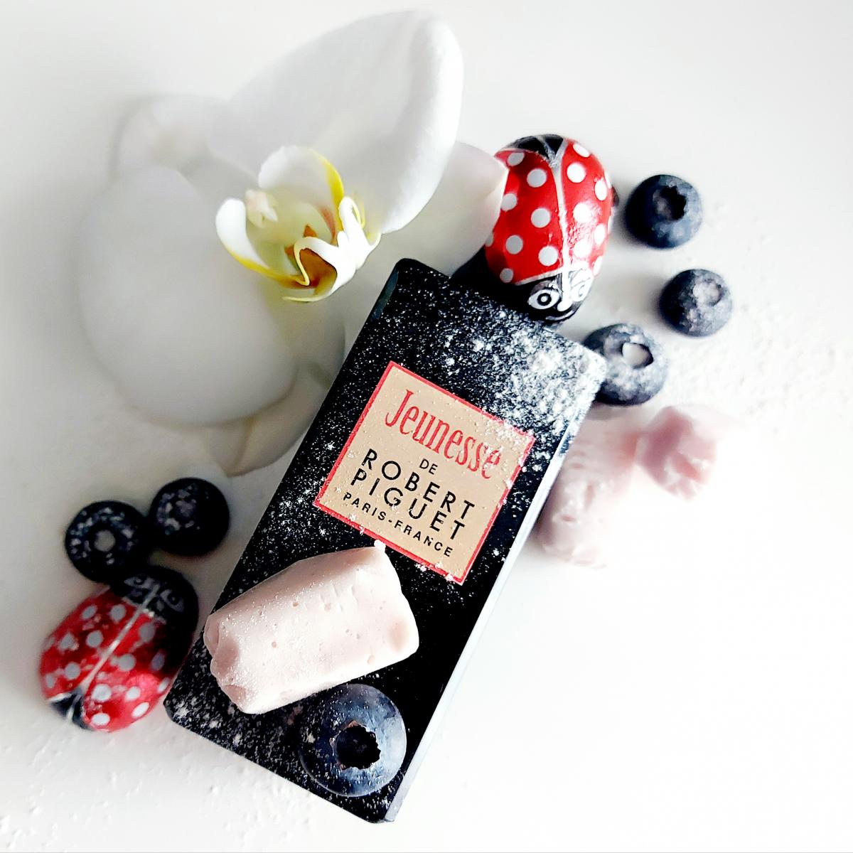 عطر ادکلن ژونِس رابرت پیگه - Jeunesse Robert Piguet - بررسی، قیمت و خرید