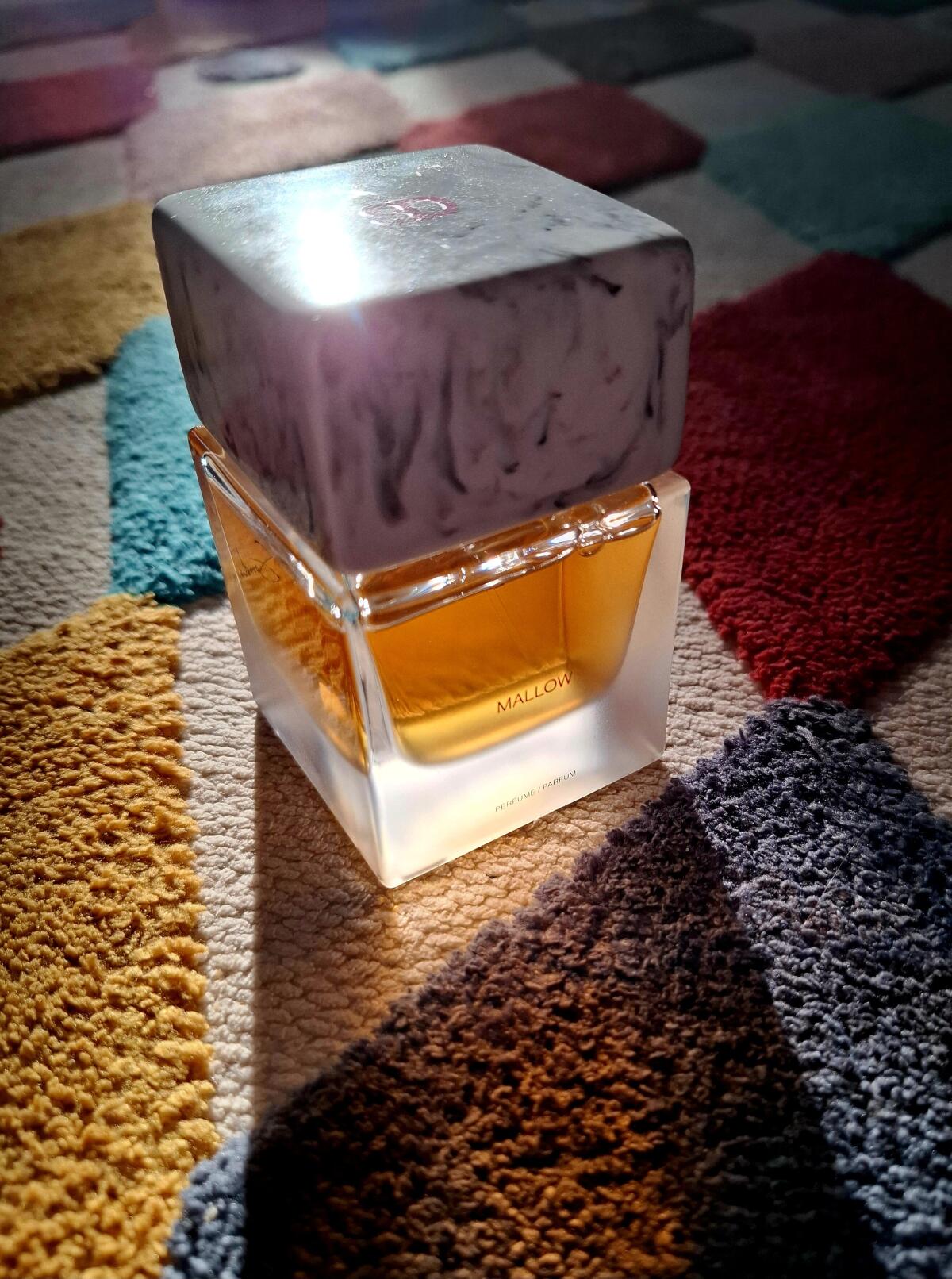 عطر ادکلن مالو سورا دورا - Mallow Sora Dora - بررسی، قیمت و خرید