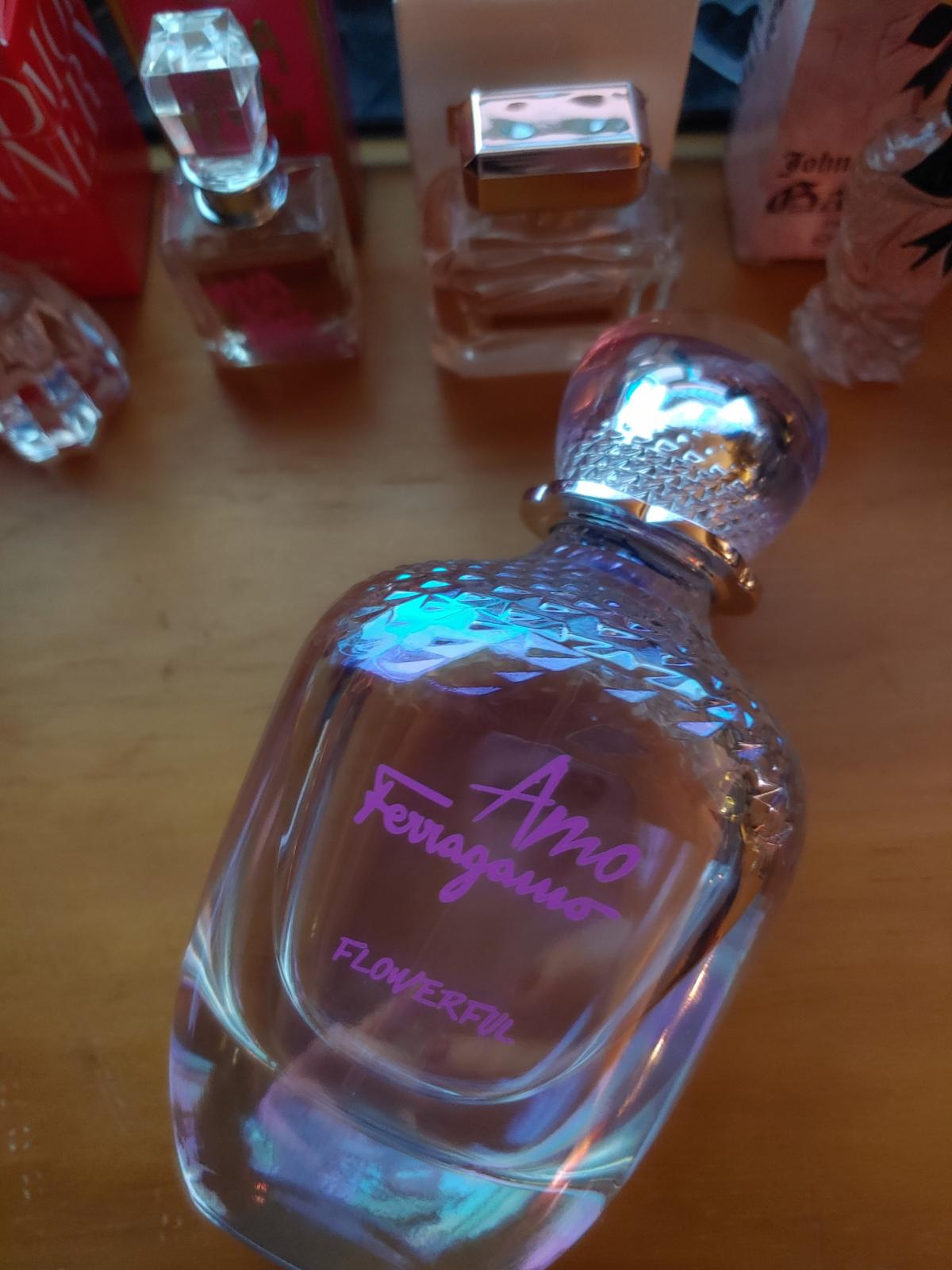 عطر ادکلن آمو فرگامو فلاورفول سالواتوره فراگامو - Amo Ferragamo Flowerful Salvatore Ferragamo - بررسی، قیمت و خرید