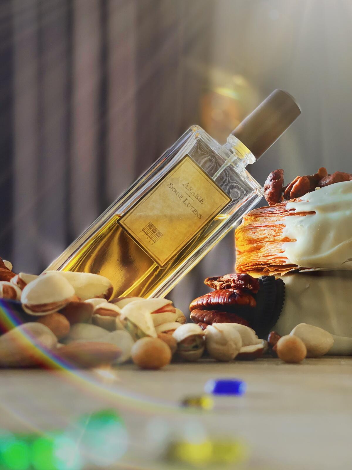 عطر ادکلن عربی سرج لوتنس - Arabie Serge Lutens - بررسی، قیمت و خرید