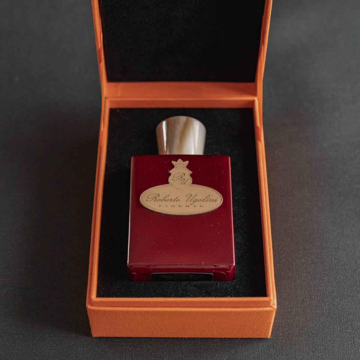 عطر ادکلن روسو سِوِنتین روبرتو اوگولینی - Rosso 17 Roberto Ugolini - بررسی، قیمت و خرید