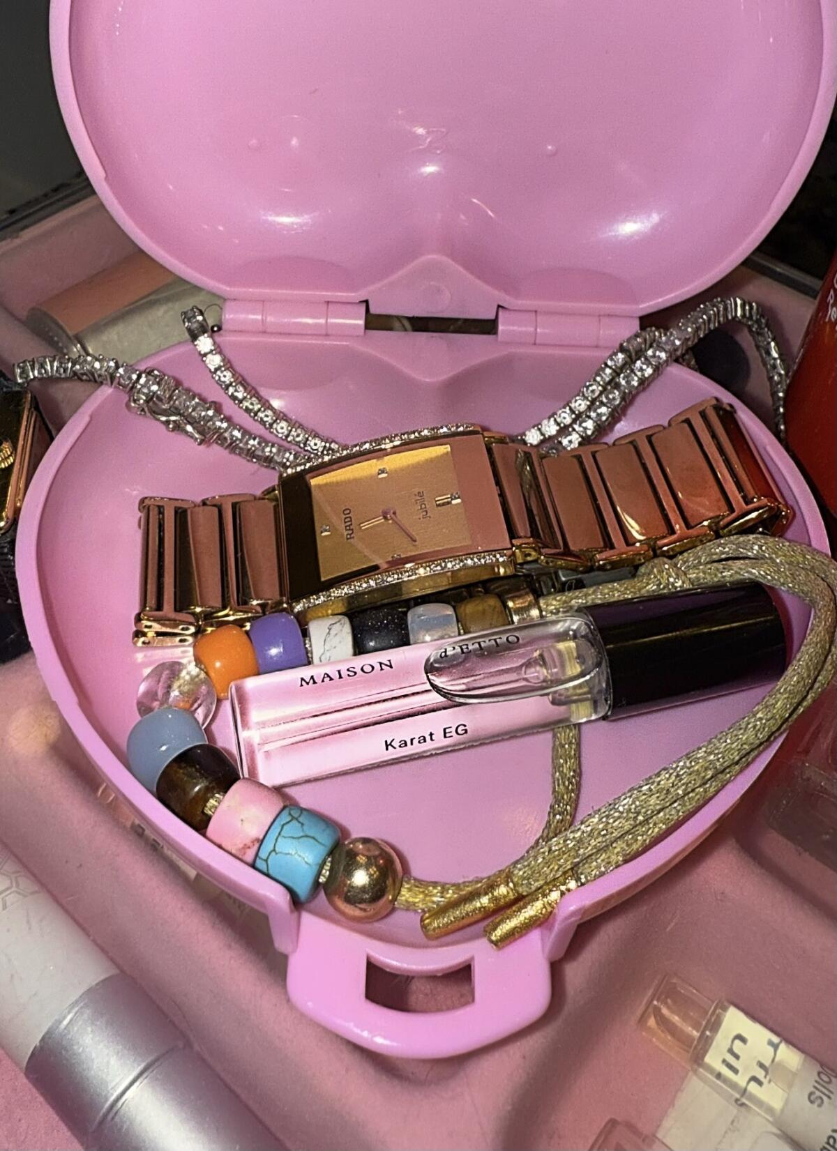 عطر ادکلن کارات ای جی میزان دتو - Karat EG Maison d'ETTO - بررسی، قیمت و خرید