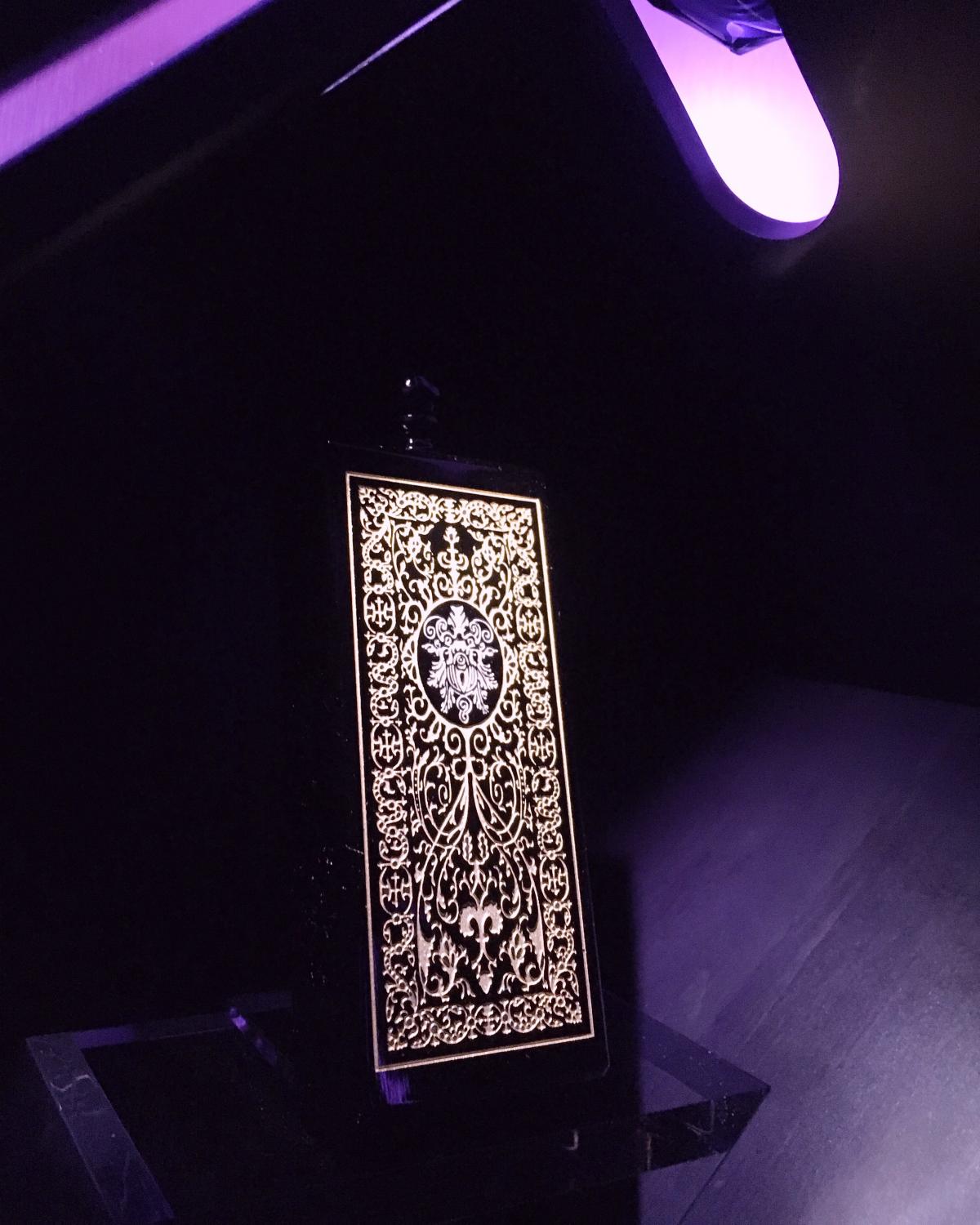 عطر ادکلن ویلو دو نویی سرژ لوتنس - Veilleur de Nuit Serge Lutens - بررسی، قیمت و خرید