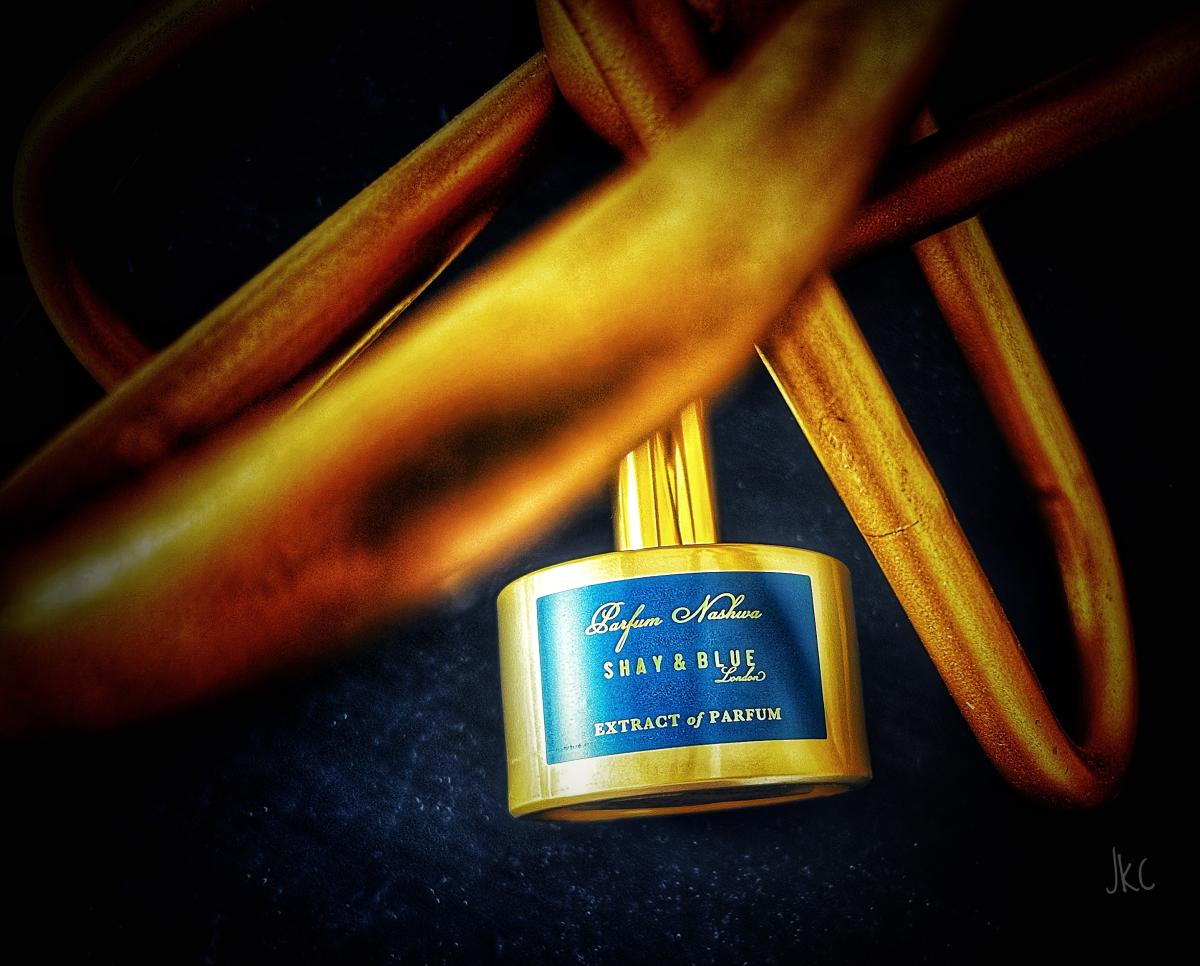 عطر ادکلن نشوا اکسترکت آف پارفوم شِی اَند بلو لاندن - Nashwa Extract of Parfum Shay & Blue London - بررسی، قیمت و خرید