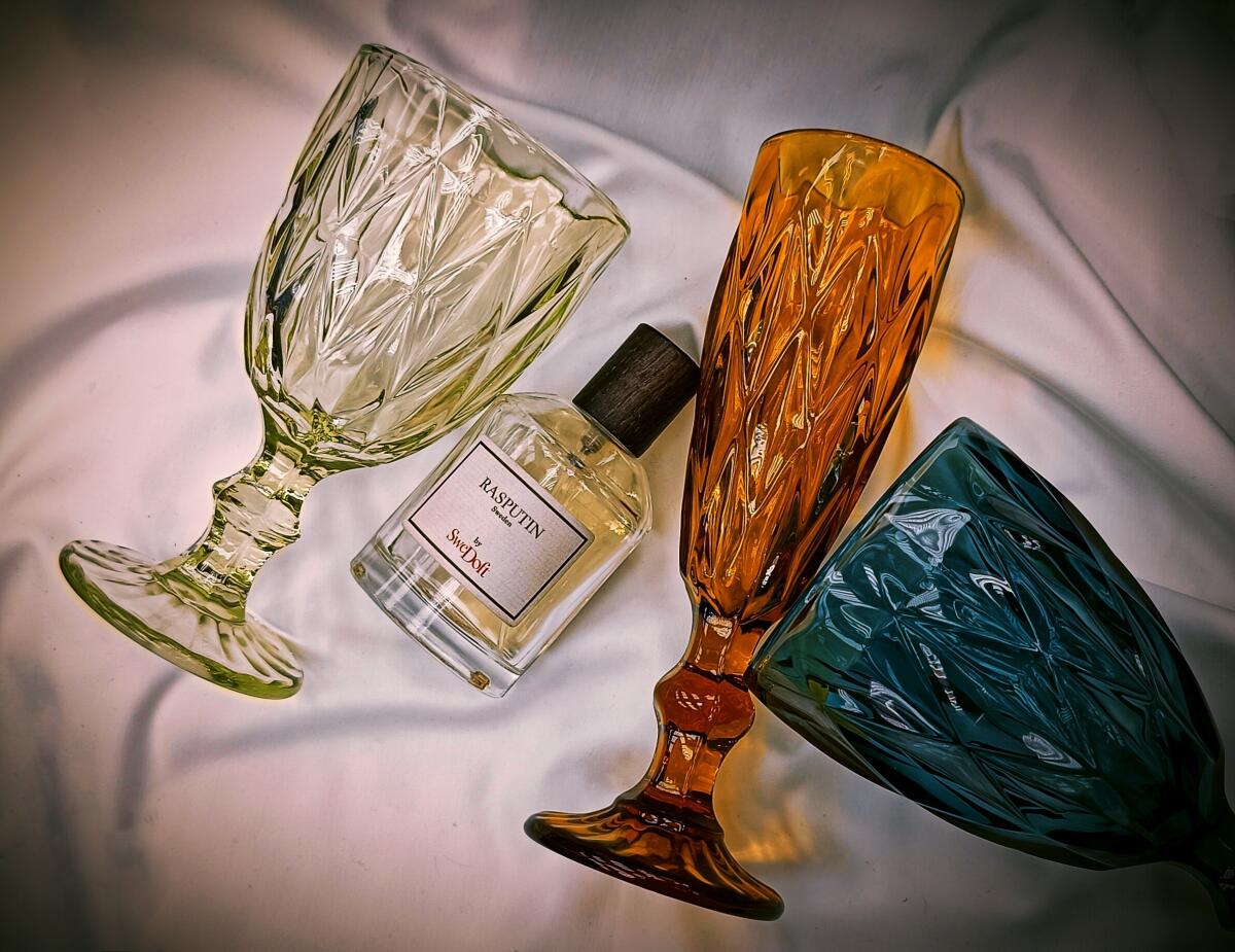 عطر ادکلن راسپوتین سوئدافت - Rasputin SweDoft - بررسی، قیمت و خرید