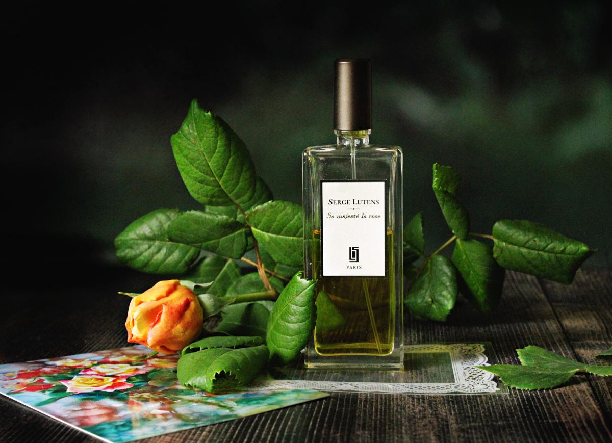 عطر ادکلن سا ماژسته لا رز سرژ لوتنس - Sa Majeste la Rose Serge Lutens - بررسی، قیمت و خرید