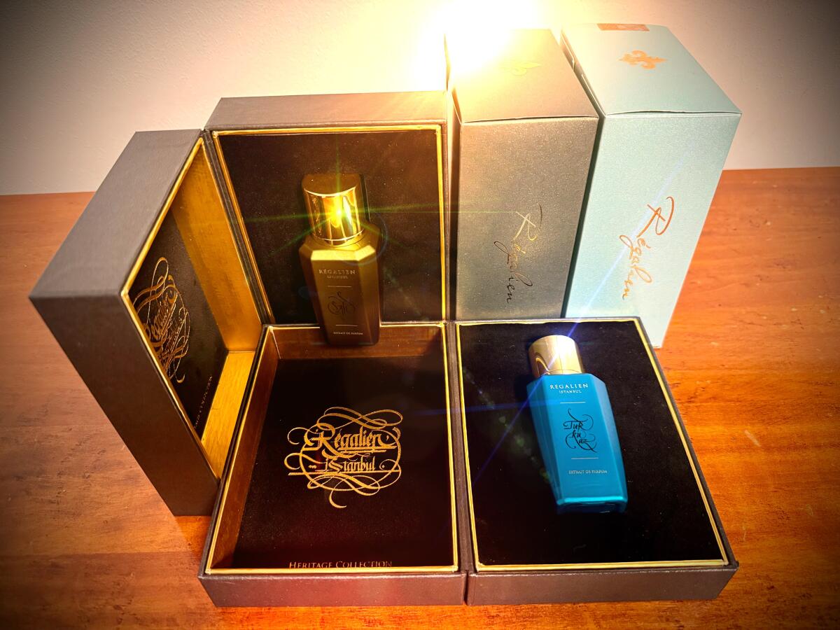 عطر ادکلن تورکواز رگالین - Turkuaz Regalien - بررسی، قیمت و خرید