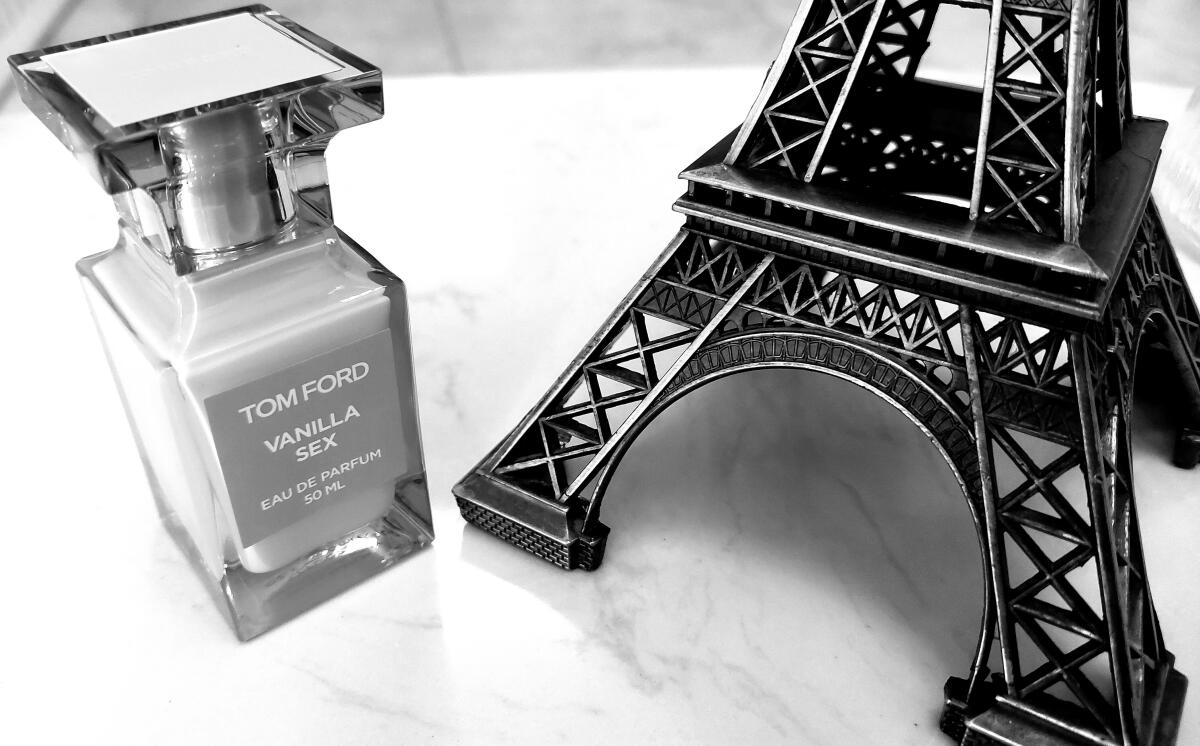 عطر ادکلن وانیلا سکس تام فورد - Vanilla Sex Tom Ford - بررسی، قیمت و خرید