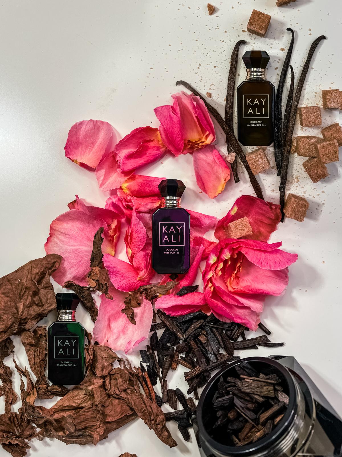 عطر ادکلن اودگزم توباکو اود زیرو فور ادو پرفیوم اینتنس کایالی فریگرنسز - Oudgasm Tobacco Oud | 04 Eau de Parfum Intense Kayali Fragrances - بررسی، قیمت و خرید