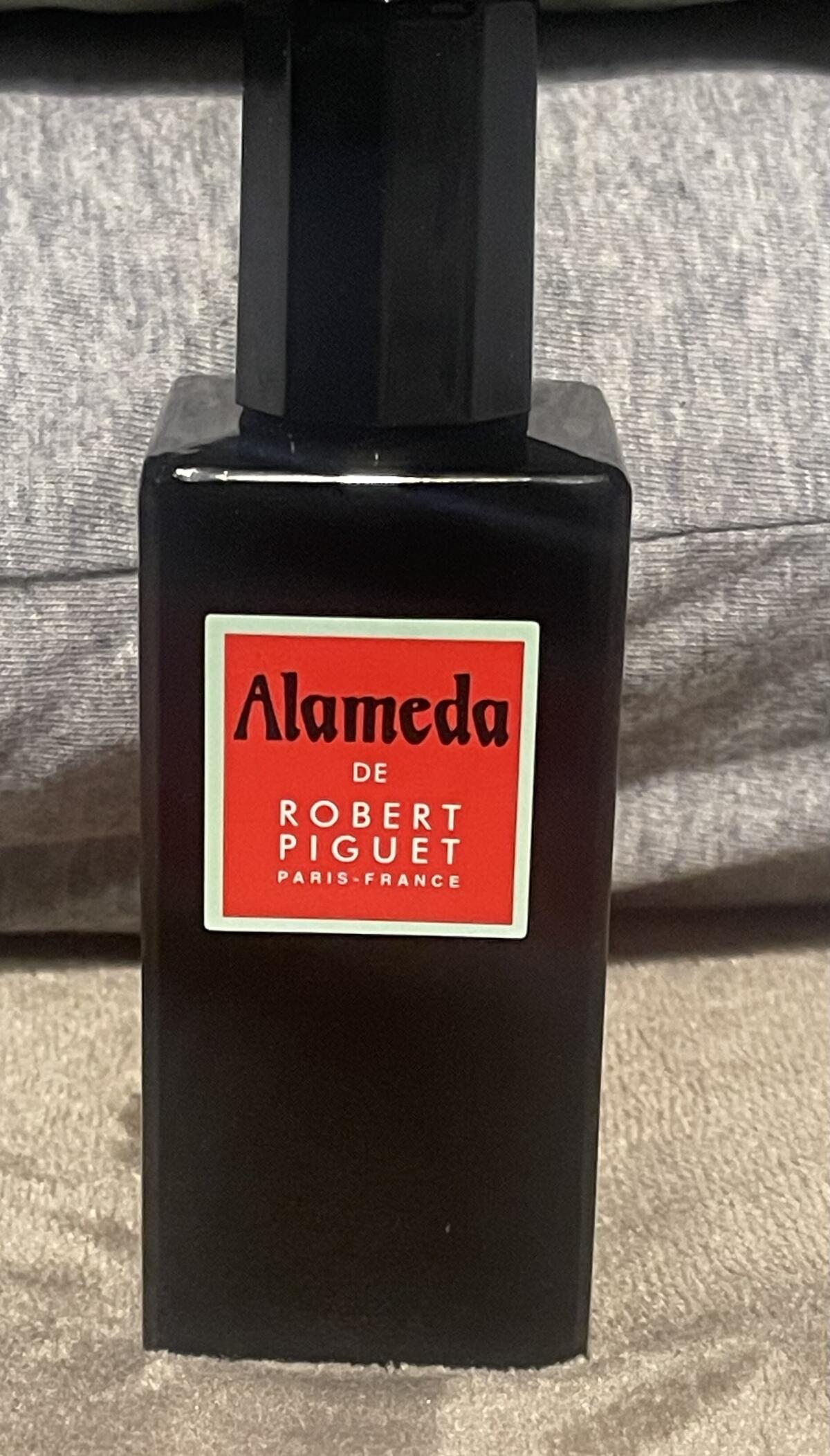 عطر ادکلن آلامدا رابرت پیگه - Alameda Robert Piguet - بررسی، قیمت و خرید