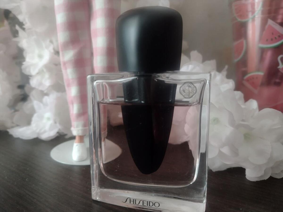 عطر ادکلن گینزا شیسیدو - Ginza Shiseido - بررسی، قیمت و خرید